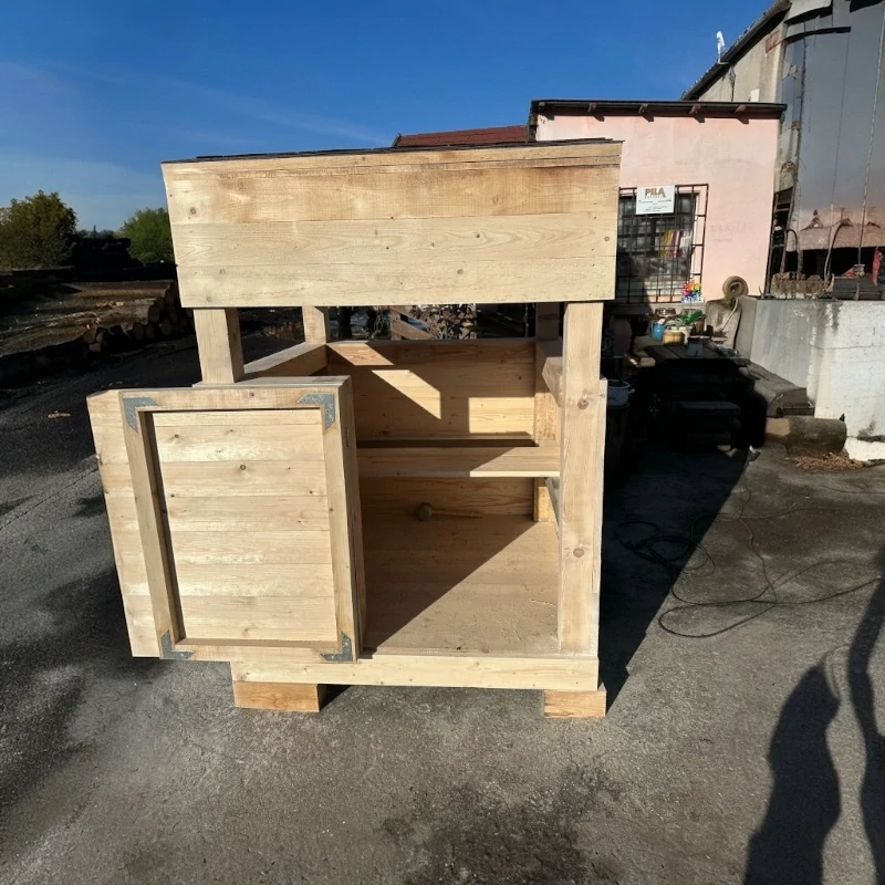 Posedy a zahradní domečky 